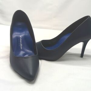 Antonia Saint NY Navy Heels 8.5